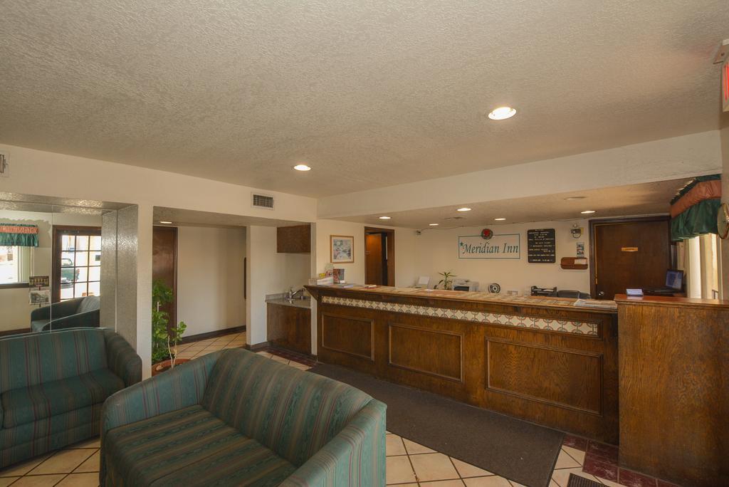 Meridian Inn Oklahoma City Airport 外观 照片